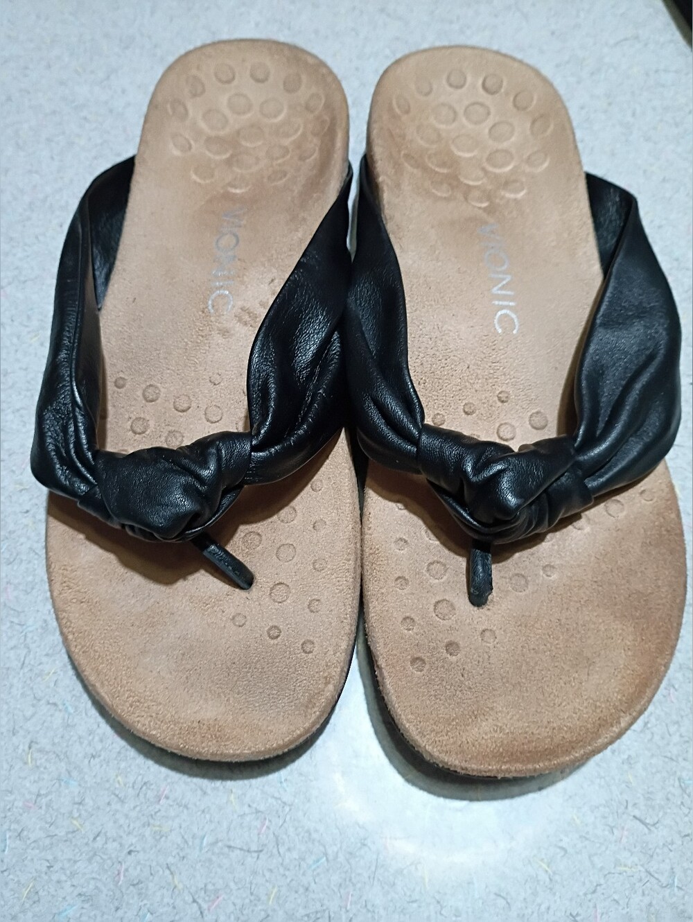 Vionic Pippa Black Leather Thong Knot Flip Flop Sandal Size 9